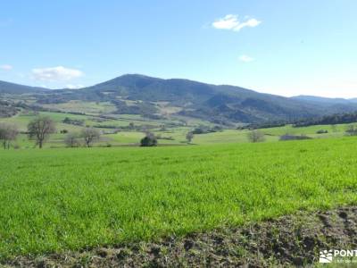 Monumento Natural de Monte Santiago y Montes Obarenes;belen viviente buitrago camping valle del tiet